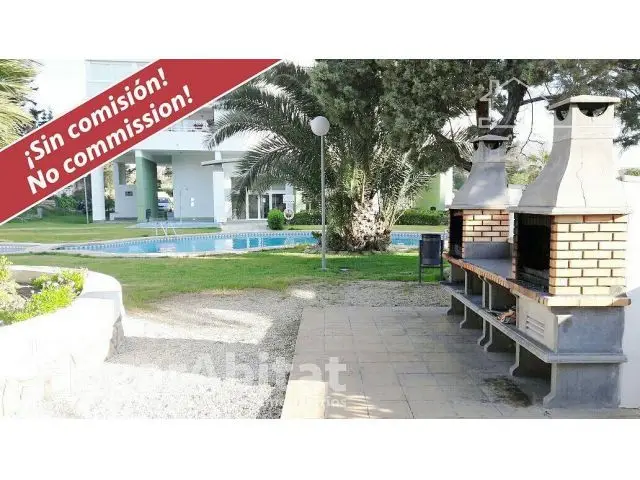 Amplio Y Exterior En Residencial Con Piscina, Cerca De La Playa
