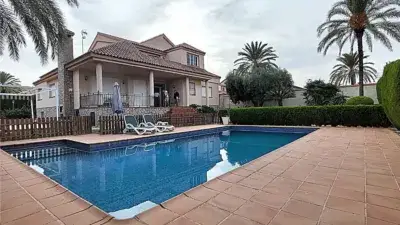 Chalet en venta en Calle Mil P Parcelas, Número 63