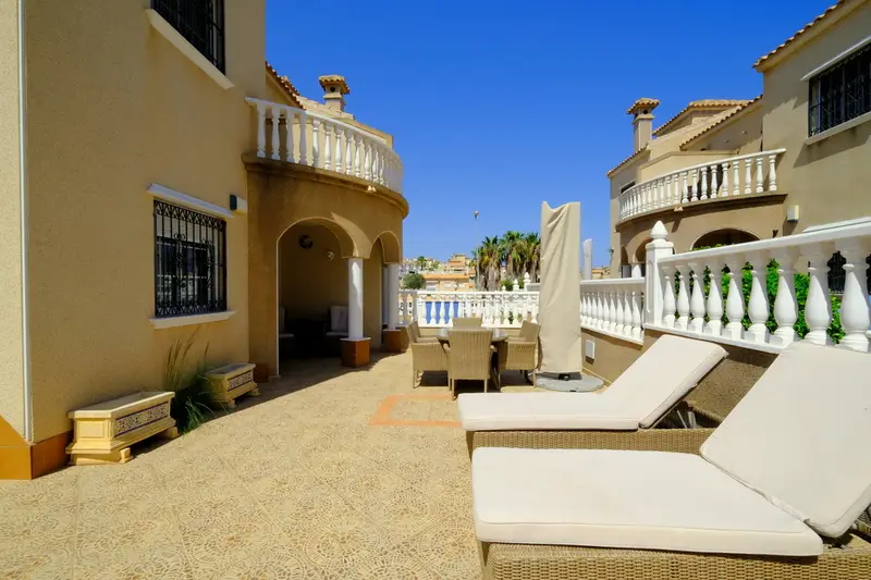 Adosado 3 Dormitorios Villamartin Cerca Playas Golf
