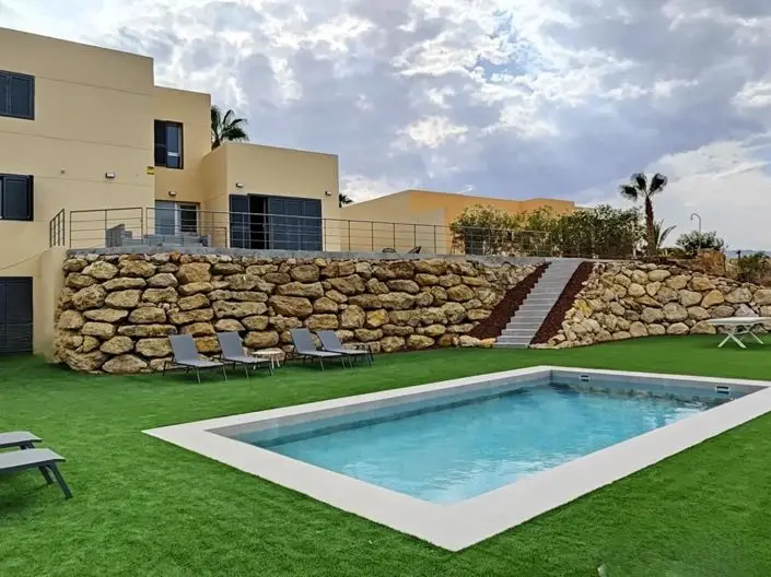 Villa 6 Dormitorios Valle del Este Vera Piscina Privada