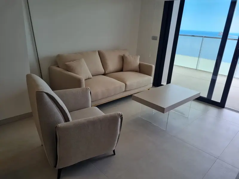 Apartamento en Playa Poniente Benidorm Alquiler Larga Temporada