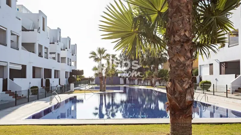 Piso en venta en Calle Islas Canarias, 1