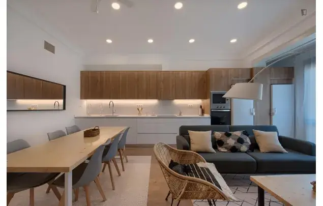 Alquiler Apartamento 7 Dormitorios Barcelona 3-24 Meses