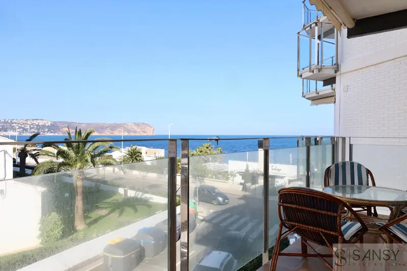 Apartamento en venta en Jávea con vistas al mar