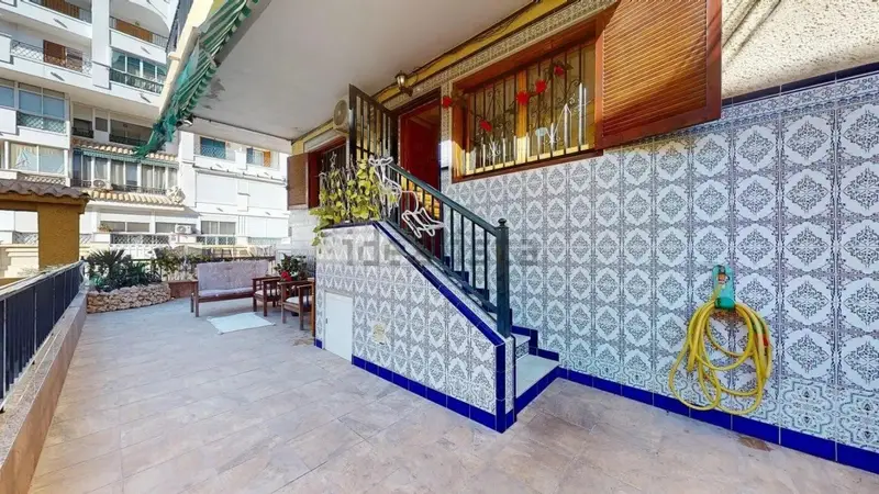 Piso de 2 Dormitorios en venta Torre La Mata, España