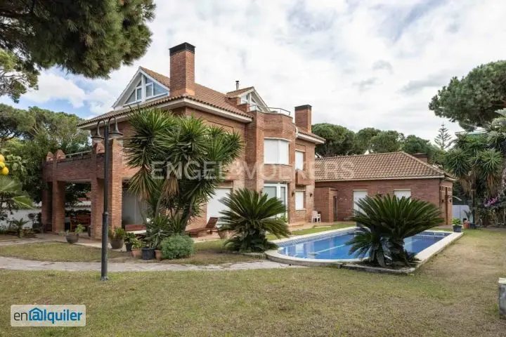 Alquiler Casa Amueblada La Pineda Playa