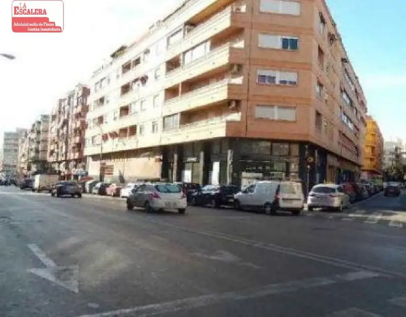 Venta Local Comercial Los Angeles Alicante 165m2 Ref 3615