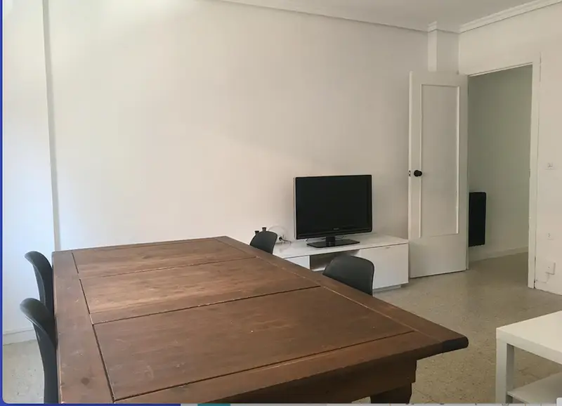 Habitación en Salamanca Centro con Wifi y Limpieza