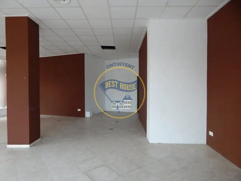 Local Comercial en Alquiler Ontinyent 100m2