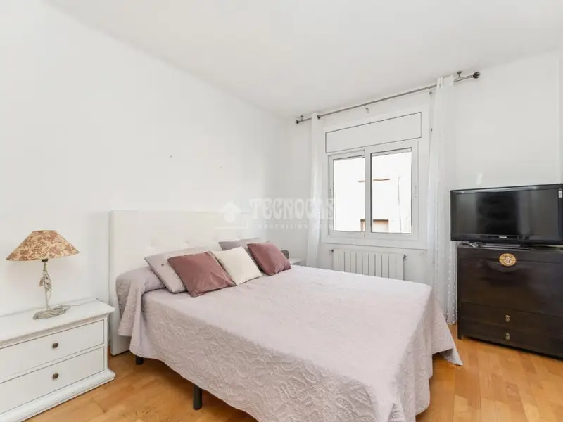 Piso en venta 75m2 3 habitaciones Plaza Angel Guimera
