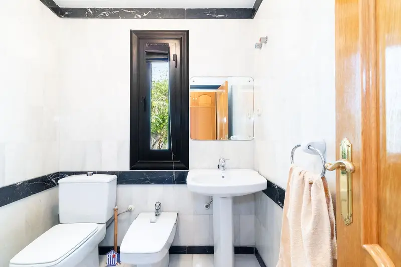 Chalet en venta en El Serrallo Granada 359m2 3 dormitorios