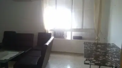 Piso en Venta Poligono del Rancho 3 Habitaciones Amueblado