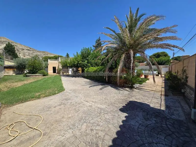 Chalet en Venta Alfajarin con Piscina Cubierta y Jacuzzi