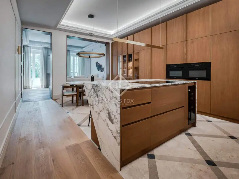 Apartamento en venta en Madrid Recoletos: 256m2, vistas al Retiro