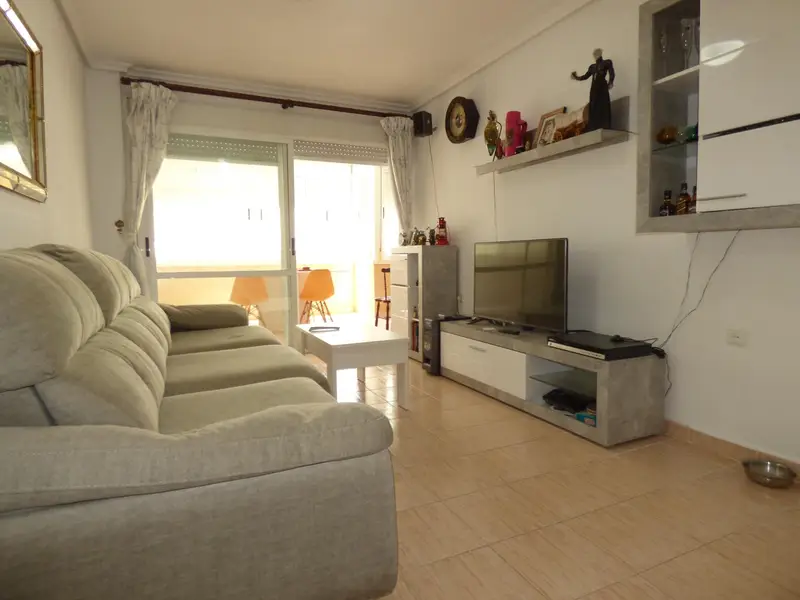 Apartamento en Finestrat con Terraza, Parking y Piscina