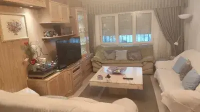Chalet en Venta Cedillo del Condado 3 Dormitorios Jardin