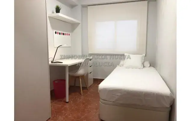 Alquiler Apartamento 3 Dormitorios 85m2 Almeria