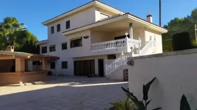 Chalet en alquiler en Calle Marsella, 37