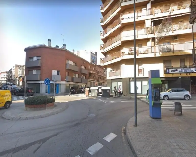 Garaje en Venta en Rubí General Castaños
