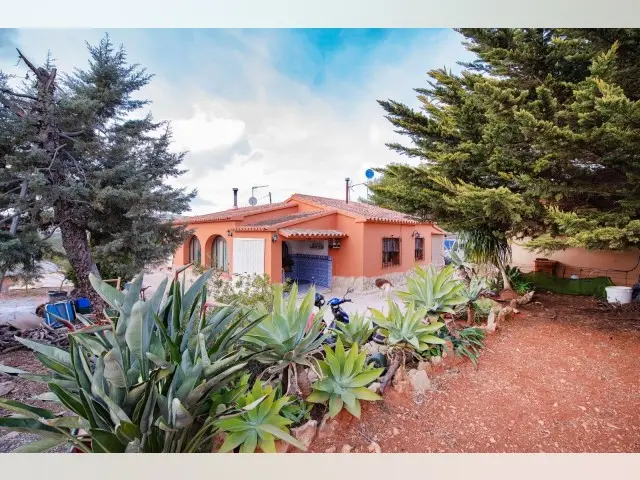 Piso de 6 Dormitorios en venta Benissa, España