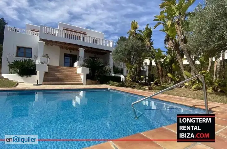 Villa en Santa Eulalia del Rio  Alquiler anual