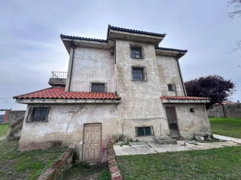 venta Chalet en Avilés, Asturias (42544034815.108900)- Globaliza