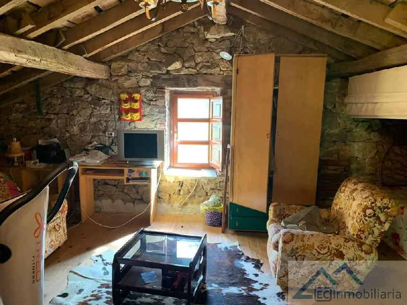 Venta Casa de 3 habitaciones en Entrambasaguas - Ref: 523-523-1713