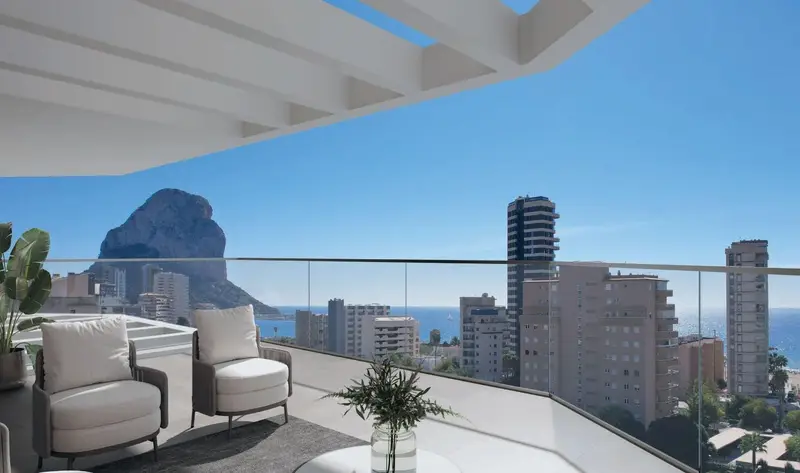 Apartamento en Calpe con Piscina y Vistas al Mar
