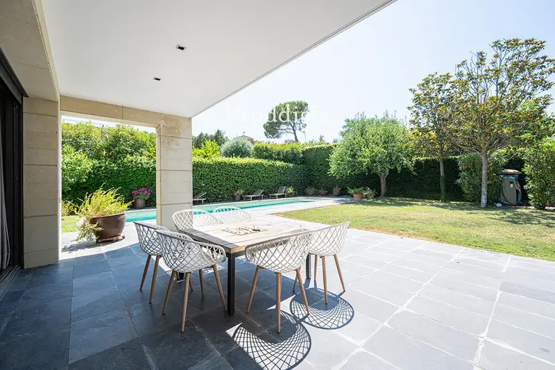 Casa Moderna en Valldoreix 400m2 Jardin Piscina