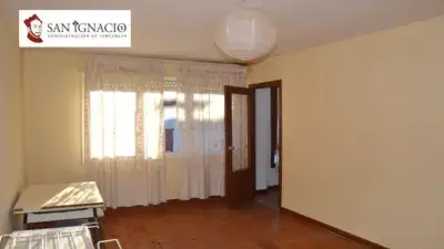 Piso en venta en Calle Bu-V-5632, Número 2