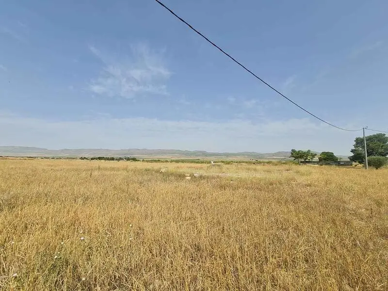 Terreno en Venta Yecla Murcia 10600m2 con Agua y Electricidad