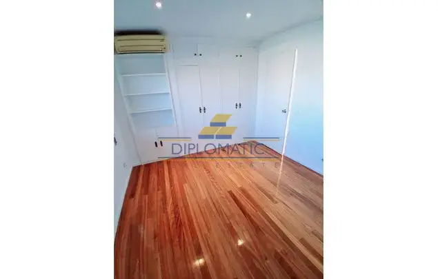 Alquiler Ático 3 Dormitorios Madrid 140m2 Terraza