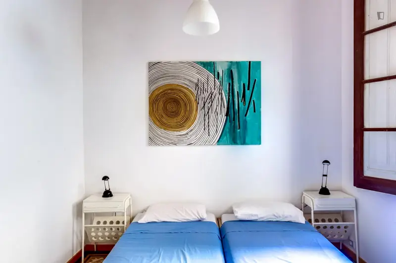 Habitaci
ón con Ba
ño Privado y Balc
ón en el Barri G
òtic