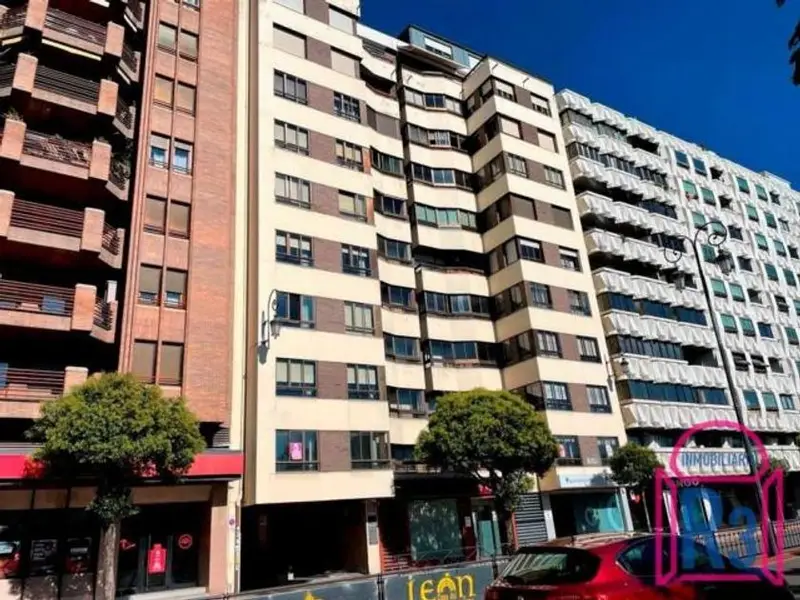 venta Piso en Distrito 11, León (47567921904.108900)- Globaliza