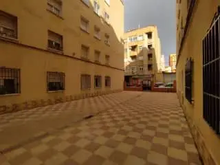 Piso 2 habitaciones 78m2 Albacete Doctor Ferran