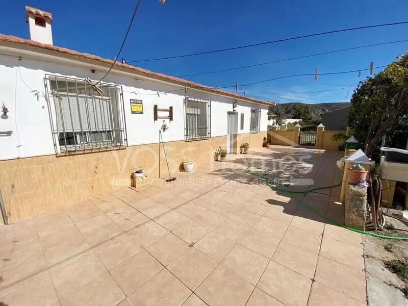 Finca Rural 4 Dormitorios Garaje 26000m2 Almeria