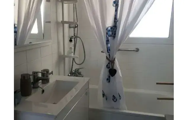 Alquiler Habitaci
ón Alicante 110m2 Estudiantes Mujeres