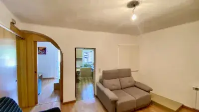 Piso en venta en Montagut i Oix 4 habitaciones