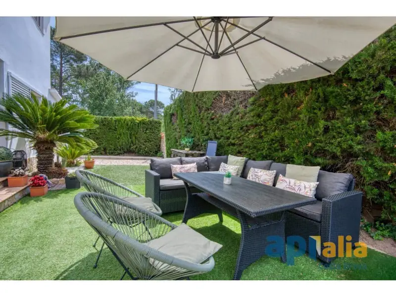 Chalet en venta en Forallac Girona