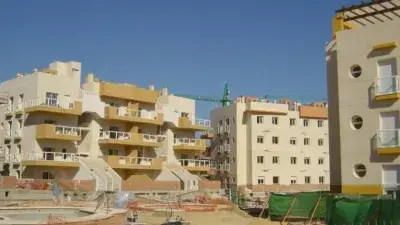 Apartamento en venta Almerimar planta baja cerca de la playa