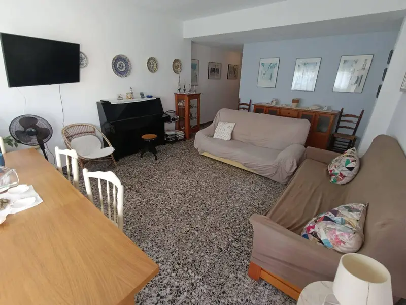 Apartamento en Daimús con Vistas al Mar