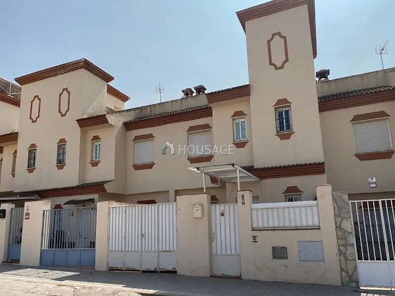Adosado en Venta Sierra de Yeguas con Piscina y Solarium