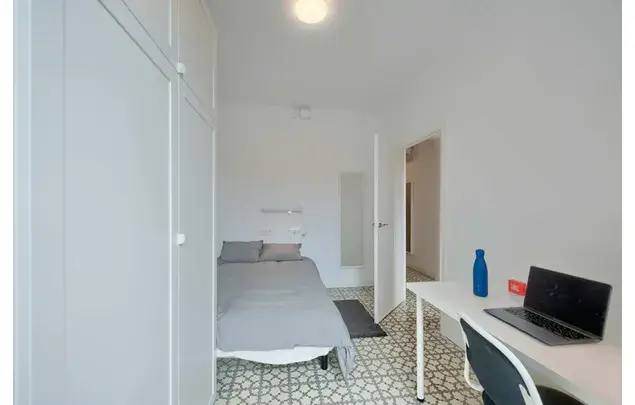 Habitacion amueblada 69m2 Barcelona