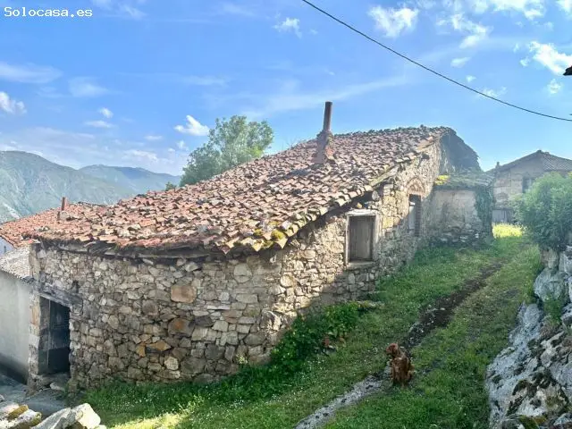 Construccion en Piedra con Encanto en Aldea El Pevidal Salas