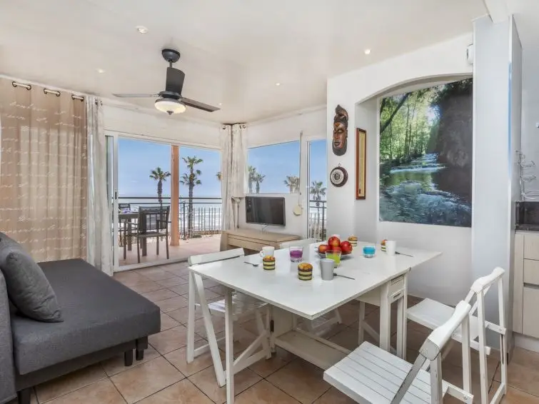 Apartamento 2 Dormitorios El Pineda Vistas al Mar