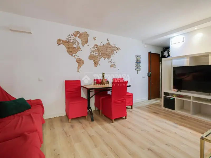 Piso en Venta Nou Barris 2 Dormitorios Reformado