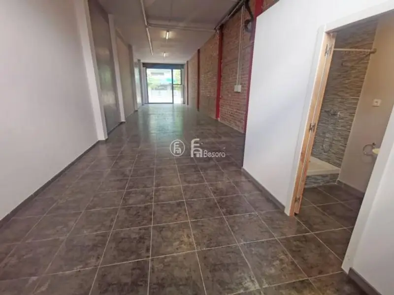 Venta Local Comercial 149m2 Lleida  Instalaciones Completas