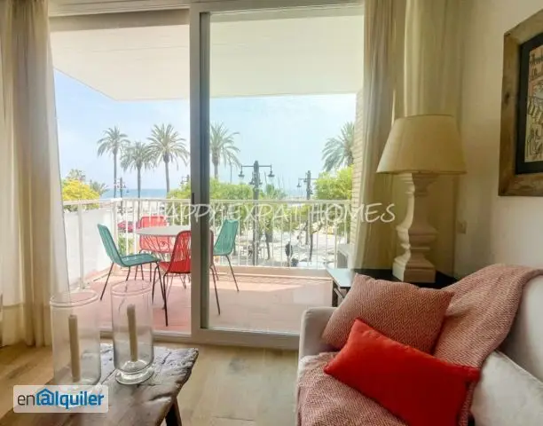 Apartamento Sitges frente al mar con vistas a la iglesia