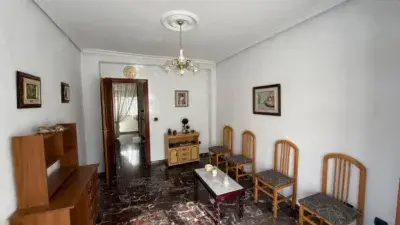 Casa en Venta en Úbeda 117m2 3 Habitaciones 2 Baños