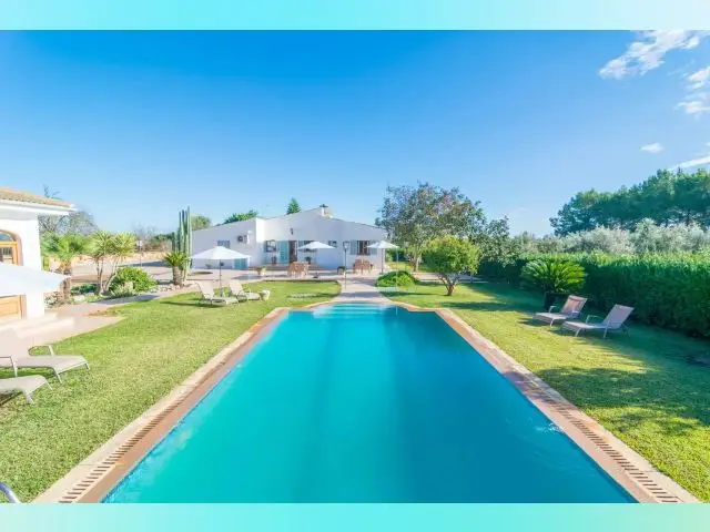 Casa de 4 Dormitorios Mallorca Alquiler Grupo Grande Piscina
